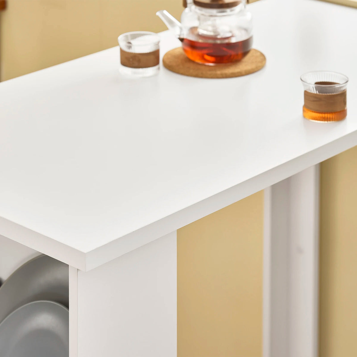 Table de bar avec 3 étagères Alcovea