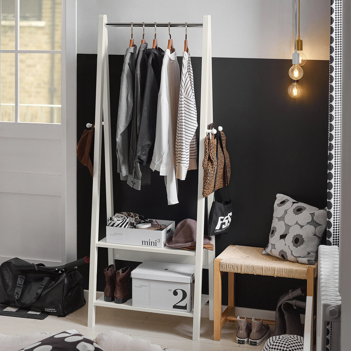 Armoire enfant avec étagères Alcovea