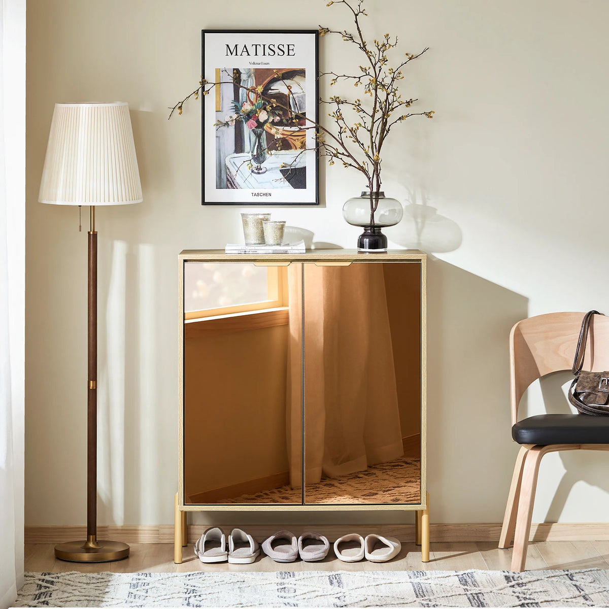 Buffet en verre moderne avec portes et étagères Alcovea