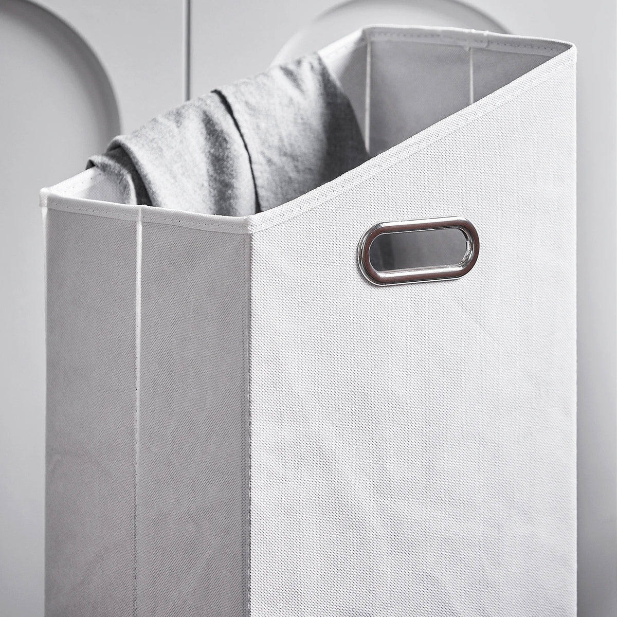 Meuble à linge avec paniers 30x97x30cm Alcovea