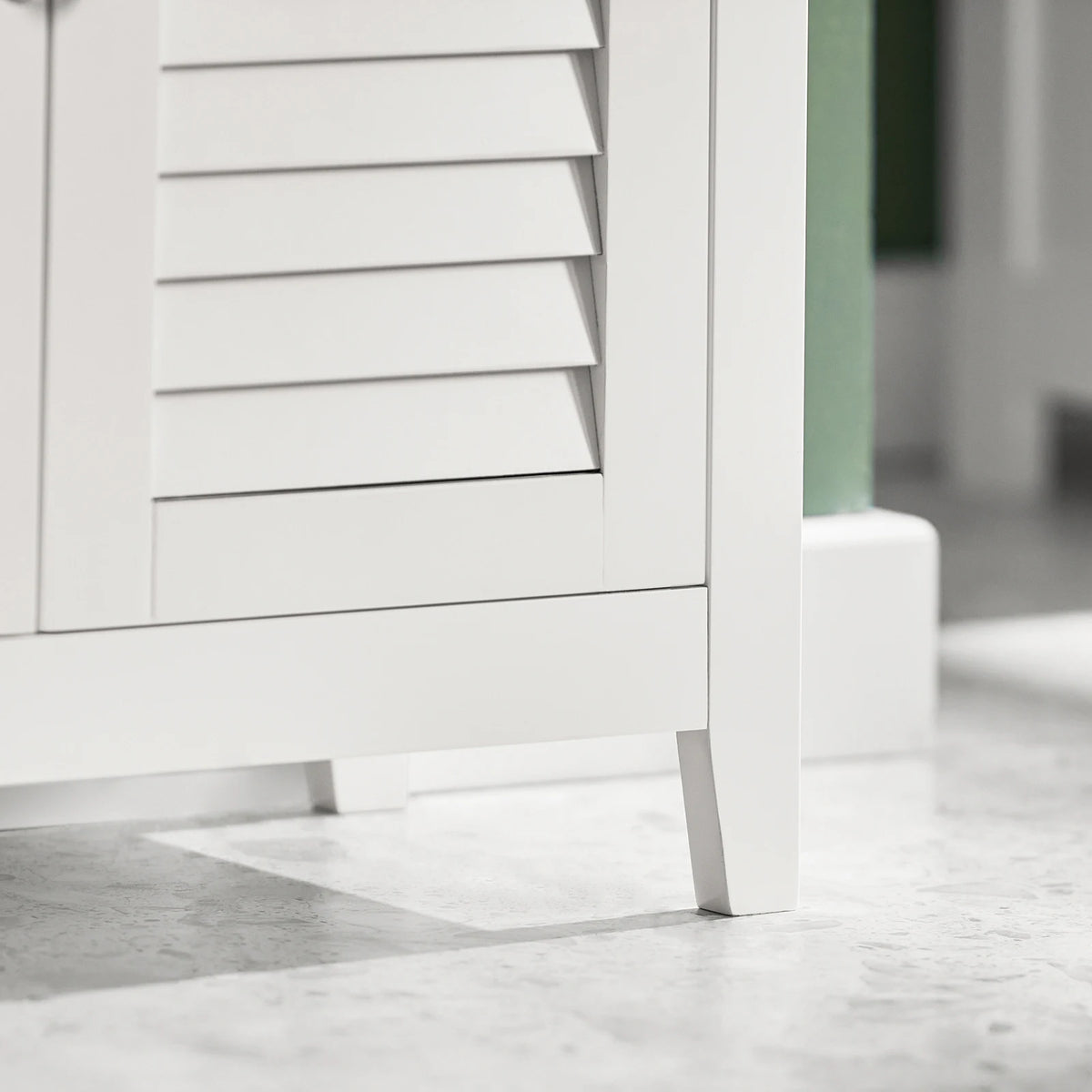 Meuble de salle de bain avec portes et tiroirs Alcovea