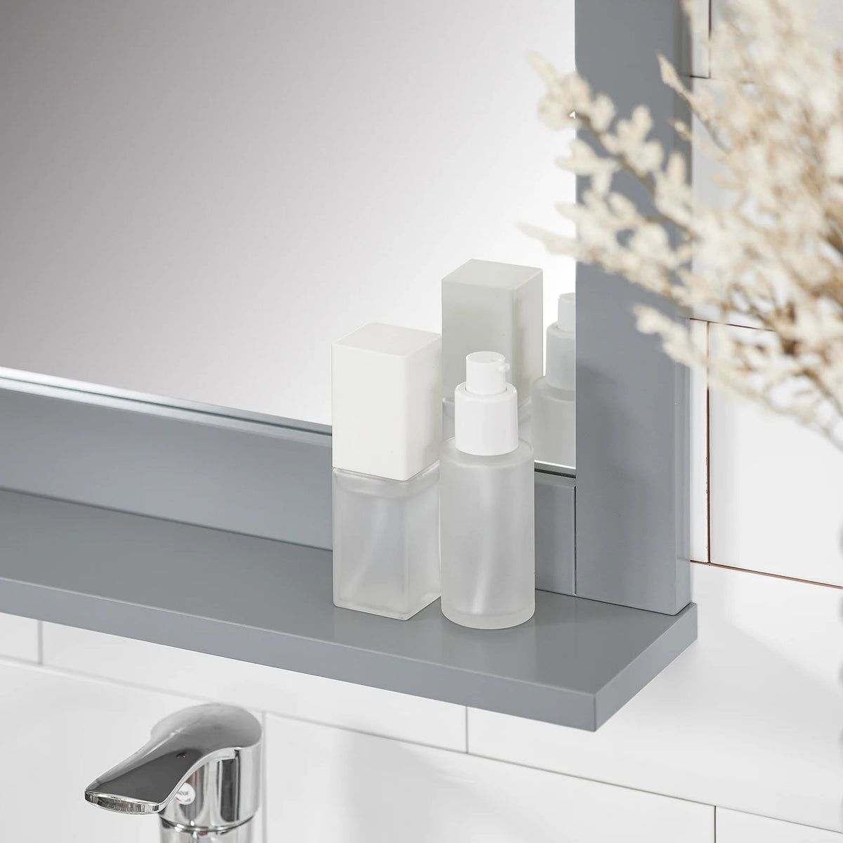 Miroir de salle de bain mural avec étagères Alcovea