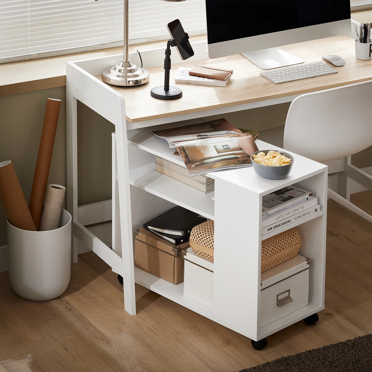 Table de chevet sur roulettes Alcovea